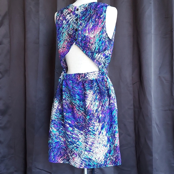 Abstract Sun Dress Open Back [street fifteen] M - Picture 3 of 7